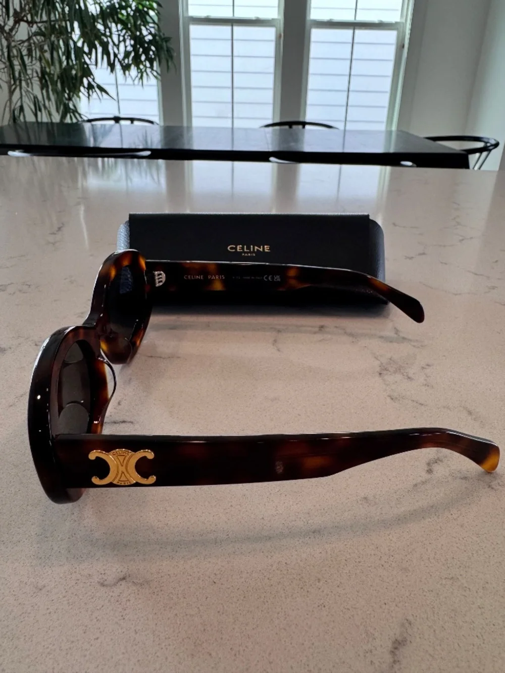 Celine Triomphe  01 SUNGLASSES IN ACETATE Oval Sunglasses with Gold Accent - Picture 5 of 10